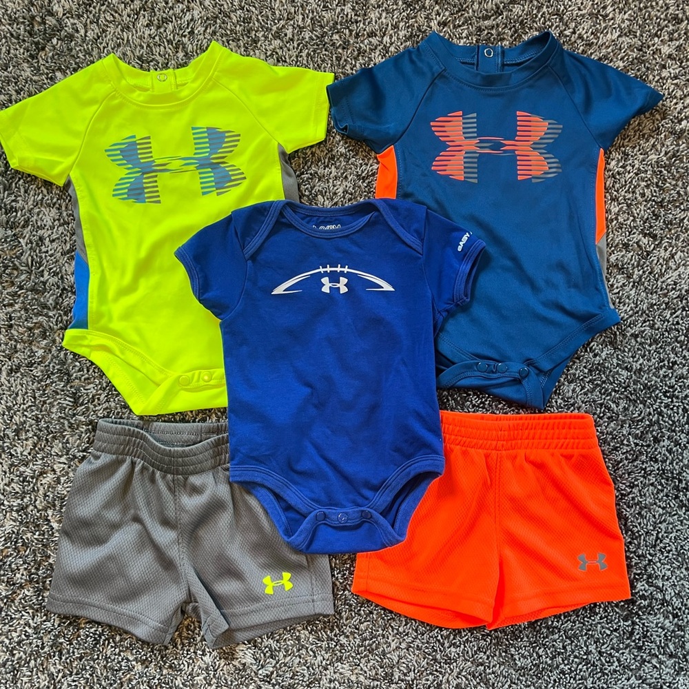 3-6 mo Baby Under Armour Neon and Navy Outfit Sets